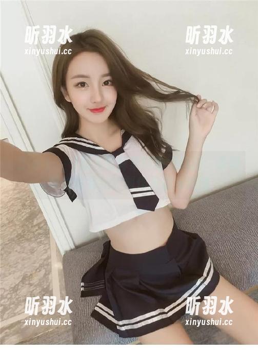 Zia (지아)双人写真集的独特风格：原图带你体会她的创作灵感与激情
